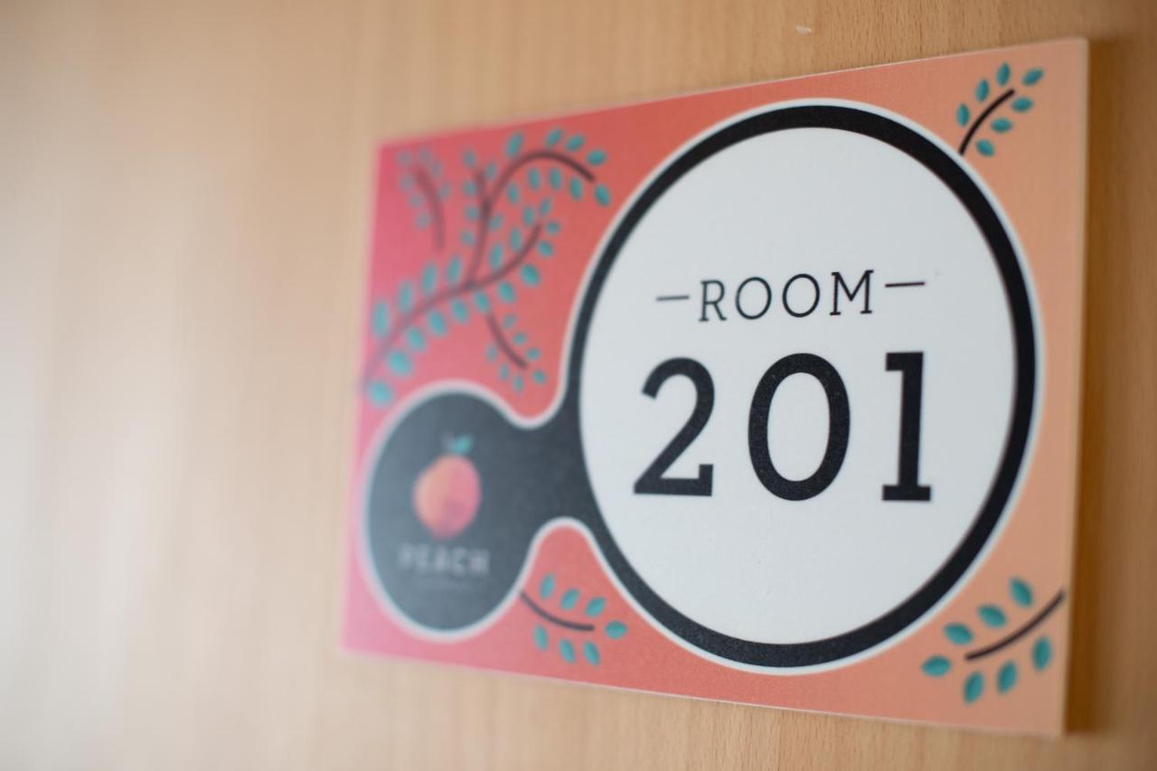 Peach Hostel & Suites 波尔图 外观 照片