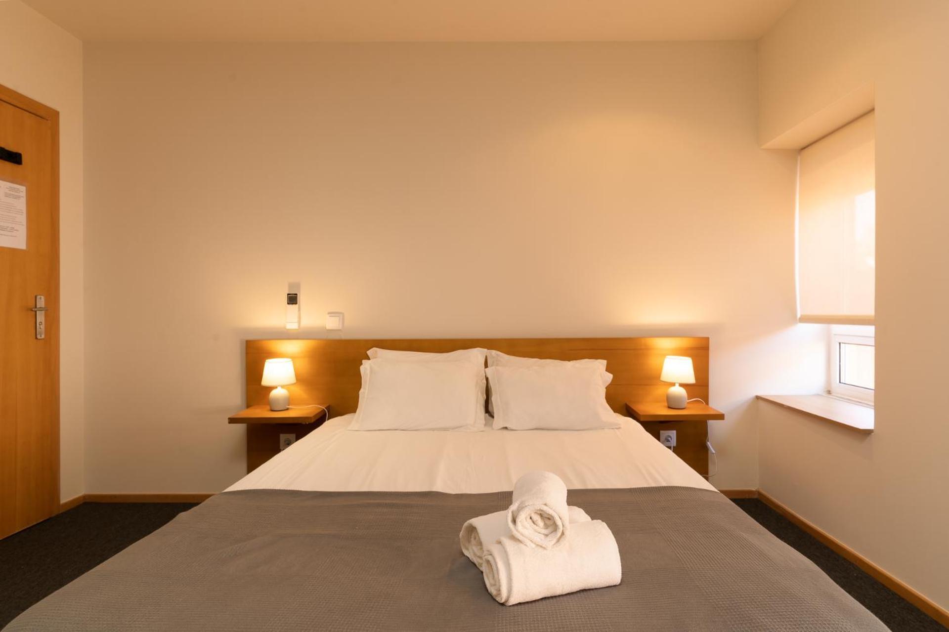 Peach Hostel & Suites 波尔图 外观 照片